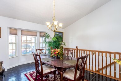 5957 Carnegie Cove Ct, Columbus, OH 43213 - photo 5