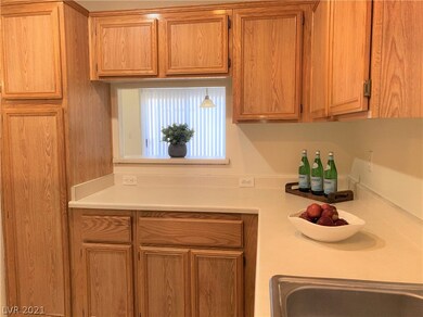 Lots of cupboard space and a handy pass-through wi