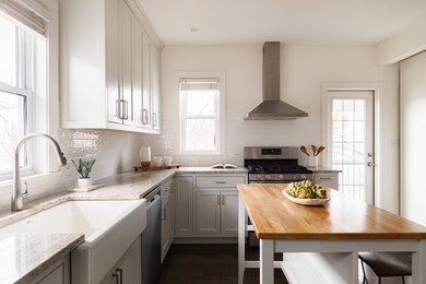 165 Fayerweather St unit 2, Cambridge, MA 02138 - photo 5