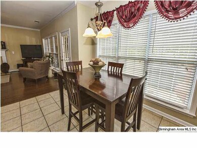 Eat-in breakfast area