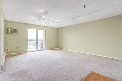 Sagamore Place Condominiums unit 1018, Quincy, MA 02171 - photo 6