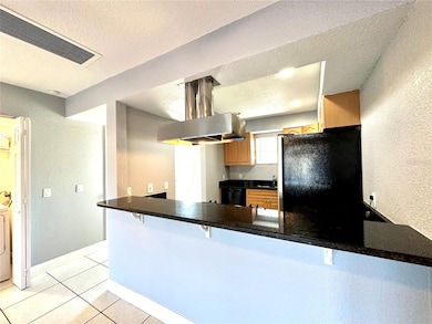 1350 Mediterranean Dr unit 2, Punta Gorda, FL 33950 - photo 4