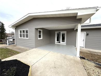 2026 Marshall Rd, Monaca, PA 15061 - photo 4