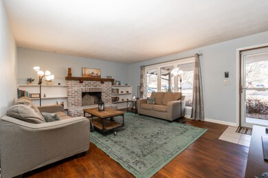 Riverside-Springfield-Home-7