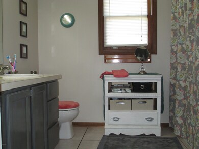 8900 Lori Ct, Portage, MI 49024 - photo 5