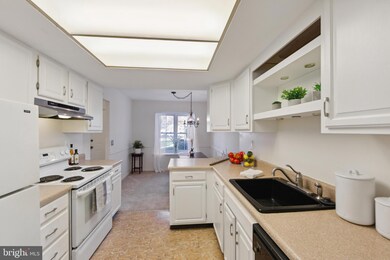 1154 Putnam Blvd unit 74, Wallingford, PA 19086 - photo 5