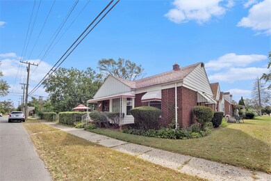 19506 Pennington Dr, Detroit, MI 48221 - photo 2