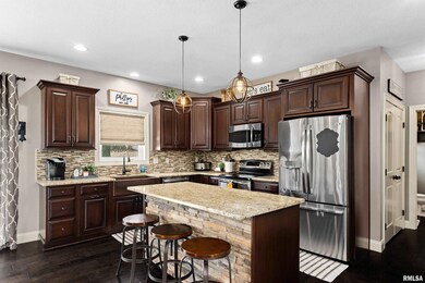 1700 Kensington Dr, Washington, IL 61571 - photo 7