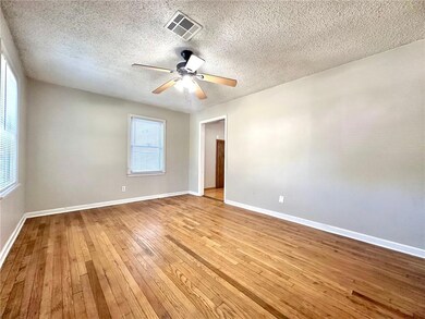 1607 W Sheley Rd, Independence, MO 64052 - photo 7