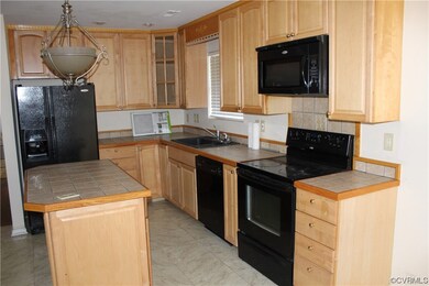 5008 Deerfield Rd, Ruther Glen, VA 22546 - photo 4