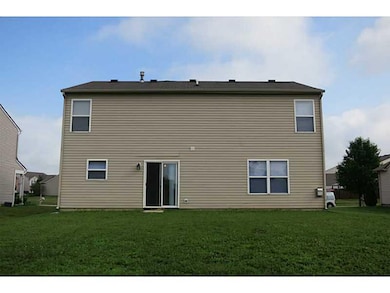 855 Pine Lake Dr, Greenwood, IN 46143 - photo 2