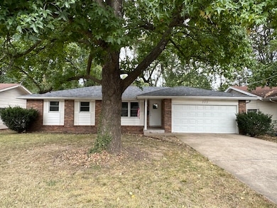 325 E Wayland St, Springfield, MO 65807 - photo 3