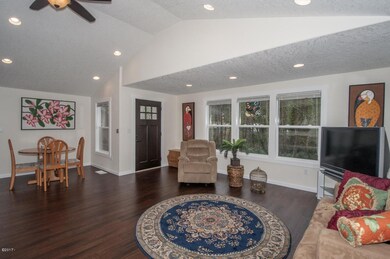 785 SW 29th St, Lincoln City, OR 97367 - photo 5