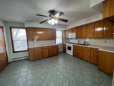 297 Jefferson St unit 2, Fall River, MA 02721 - photo 6