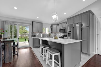 6-web-or-mls-421-canterwood-ct