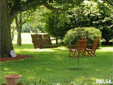 1405 Merritt Rd, Jacksonville, IL 62650 - photo 6