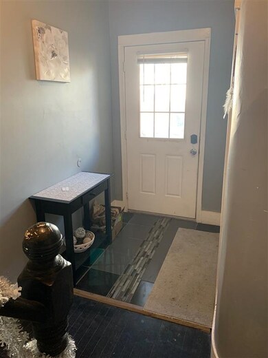 8 Beacon St, Nashua, NH 03064 - photo 6