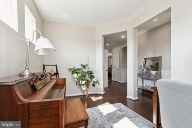 11875 Breeden Hall Ct, Bristow, VA 20136 - photo 4