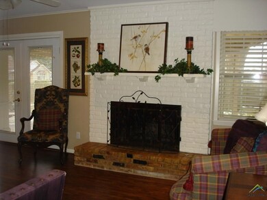 225 Samuel Dr, Tyler, TX 75701 - photo 7