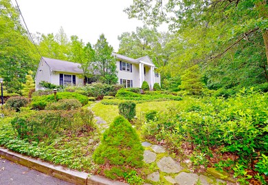 116 Matthews Rd., Colts Neck, NJ
