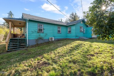 681 NE 8th Pl (2)