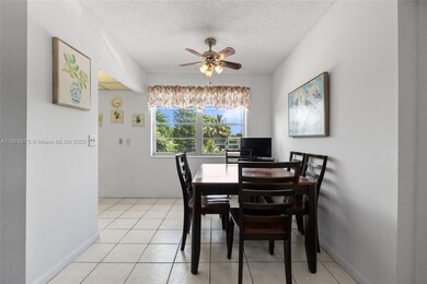 431 Markham T, Deerfield Beach, FL 33442 - photo 5