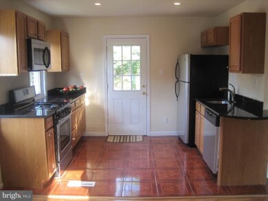 5205 56th Ave, Hyattsville, MD 20781 - photo 5