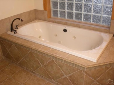 2047 NW Shiraz Ct, Bend, OR 97701 - photo 5