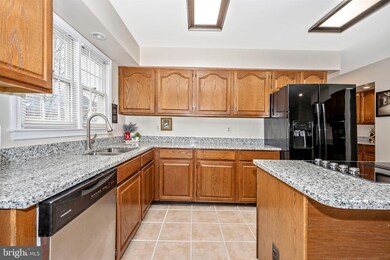 101 Midsummer Dr, Gaithersburg, MD 20878 - photo 2