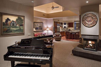Grand Piano, Grand Entrance