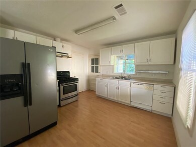 310 NW 7th St, Bentonville, AR 72712 - photo 3