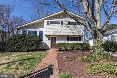 7007 Lemay Rd, Rockville, MD 20851 - photo 2