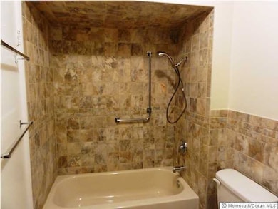 5 Pine Cluster Cir unit E, Manalapan, NJ 07726 - photo 3