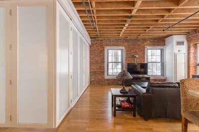 99-105 Broad St unit 5A, Boston, MA 02110 - photo 7