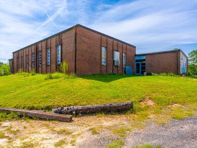 907 N Pierce St, Alma, GA 31510 - photo 5