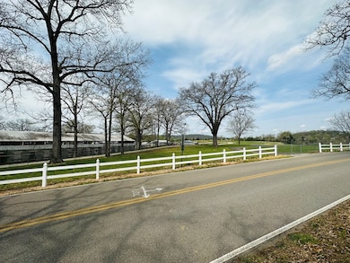 613 Hale St, Sparta, TN 38583 - photo 4