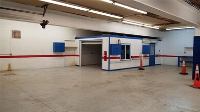 825 Oliver St unit REAR, North Tonawanda, NY 14120 - photo 2