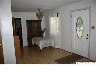 7 Terry Ln, Tinton Falls, NJ 07724 - photo 2