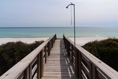 Private Walkway to the Beach