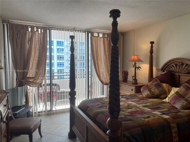 The Alexander Tower unit 1215, Hollywood, FL 33019 - photo 6