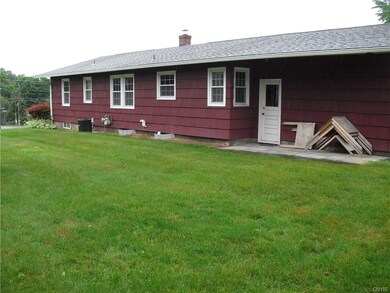 Covered back patio & flat yard