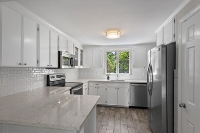 45 Lafayette St, Marblehead, MA 01945 - photo 6