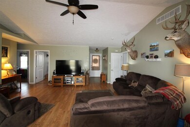 4101 Janice Ct, North Platte, NE 69101 - photo 2