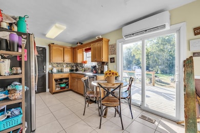 Eat in Kitchen