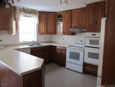 15216 Tyler Hideaway Ln 003.jpg