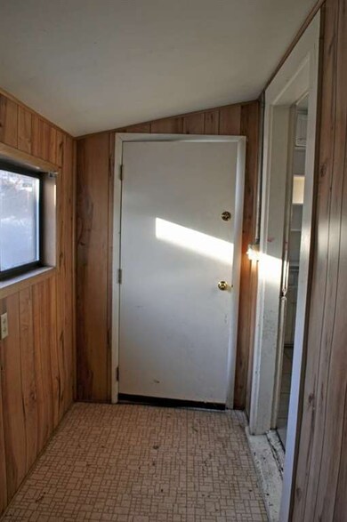 826 S Chelan Ave, Wenatchee, WA 98801 - photo 6