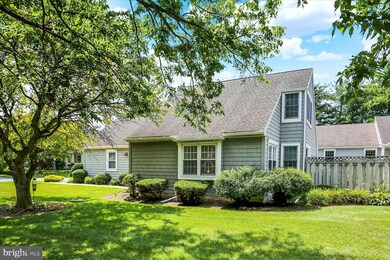 1037 Hillview Ln, Hershey, PA 17033 - photo 6