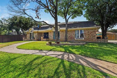820 Autumnwood Ct, Bedford, TX 76021 - photo 3