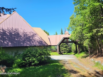 9921 Nearpoint Dr, Anchorage, AK 99507 - photo 6