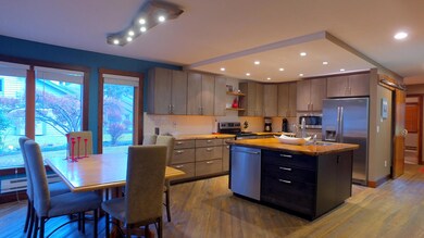 Kitchen - Dining